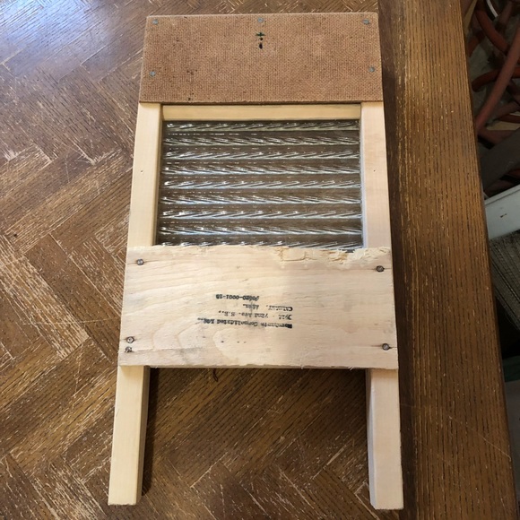 Handmade Decorative Washboard - Picture 3 of 5
